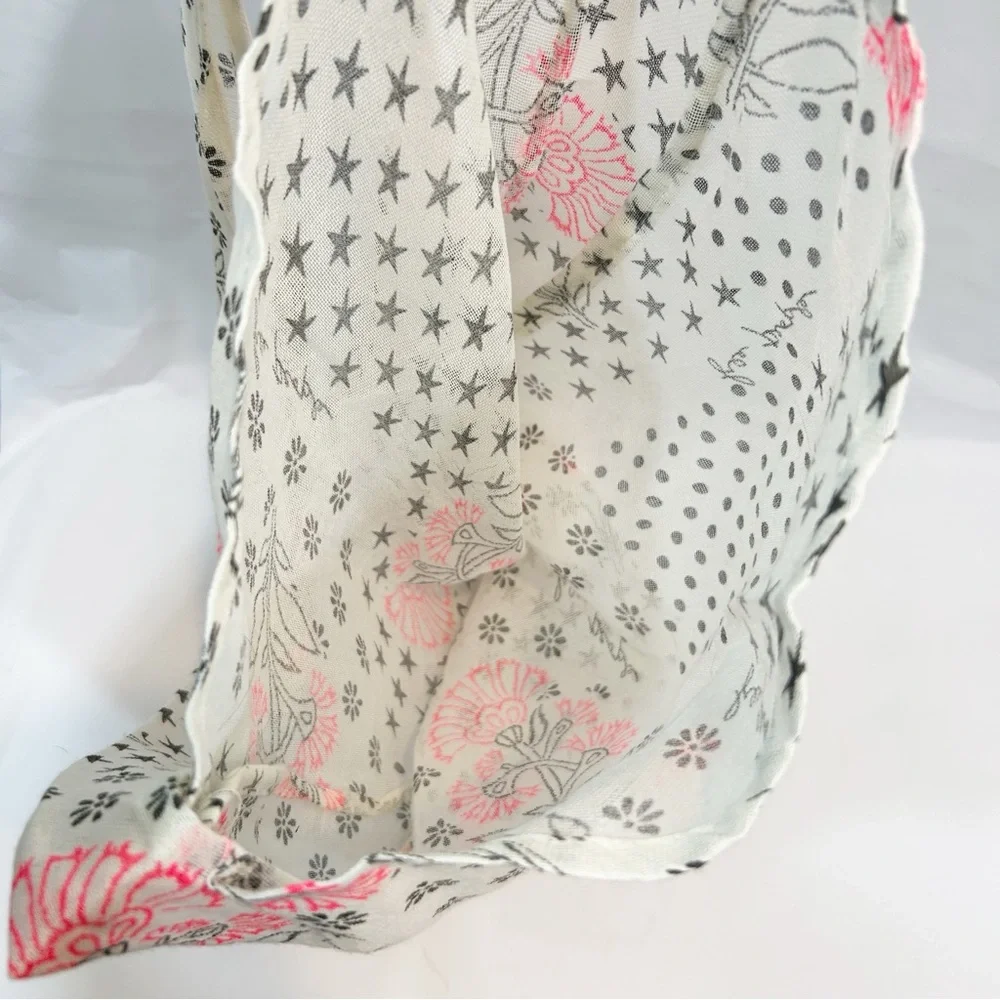 Free People White and Pink Floral Hobo Market Beach Bag Bohemian